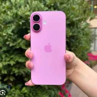 ایفون ۱۶ نرمال صورتی