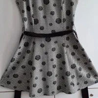 تعدادی پیراهن برای فروش