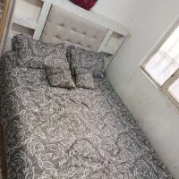تخت چوبی دو نفرع