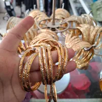 النگو وتک دست|بدلیجات|برخوار, |دیوار