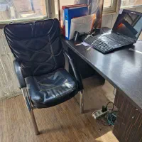 منشی خانم برای شرکت و حمل و نقل باربری