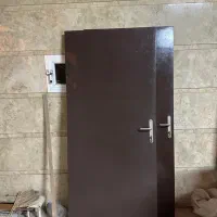 در آهنی و ۵عدد در اتاق خاب چوبی|مصالح و تجهیزات ساختمان|بندر ماهشهر, |دیوار