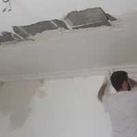 گچکار گچکاری لکه گیری گچ و ابزار و تخریب و بازسازی