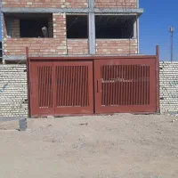 پیش فروش سه طبقه، آسانسوردار، جنب ایستگاه مترو