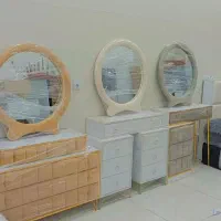 میز آرایش چوب و پارچه خور