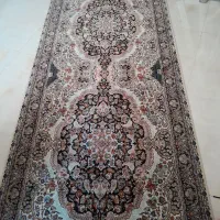 یک عدد فرش یک در سه سالم