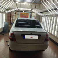 تیبا یک صندوق دار