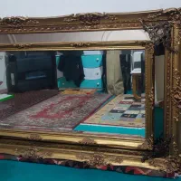 آئینه سلطنتی دیواری