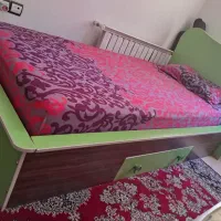 تخت خواب یکنفره