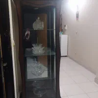 ویترین بوفه کاملا سالم