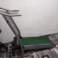 تردمیل از نوع مکانیکی پایی