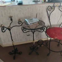 میز تلفن و شمعدانی فرفوژه|میز تلفن|تهران, قصر فیروزه ۲|دیوار