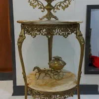 میز برنز اصل با سنگ مرمر|مبلمان خانگی و میز عسلی|اندیشه, شهرک صدف|دیوار