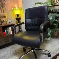 صندلی مدیریتی کامپیوتری چرخدار