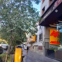 ۲خواب ۸۵متری فول فلکه اول بر اصلی گلبرگ رشید|اجارهٔ دفتر کار، اتاق اداری، مطب|تهران, تهران پارس|دیوار