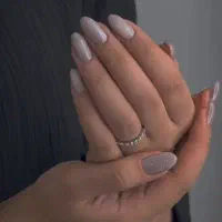 کاشت واکستنشین مژه