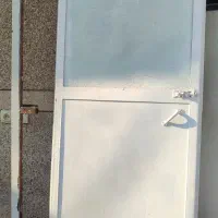 چهار چوب چوبی باشیشه سنتی قدیمی ودرب  فلزی|مصالح و تجهیزات ساختمان|فسا, |دیوار