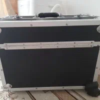 چمدان لوازم ارایشی