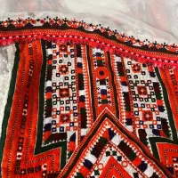 لباس سفید دست دوز