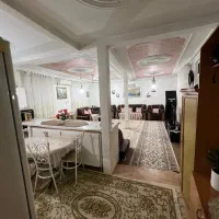 خونه ویلایی و مغازه