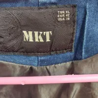 مانتو|لباس|رودسر, |دیوار