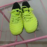 کتونی سالنی اورجینال سایز۴۰|کیف، کفش، کمربند|رشت, استقامت ۱|دیوار