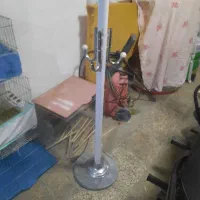 رخت اویز|بندرخت و رخت‌آویز|شیراز, فرگاز|دیوار