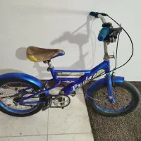 دوچرخه ۱۶|دوچرخه، اسکیت، اسکوتر|صدرا-فارس, فاز ۲|دیوار