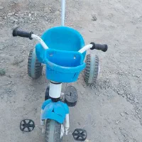 دوچرخه ۱۲ همراه سه چرخه