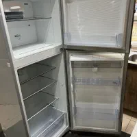 یخچال فریزر امرسان در حد نو