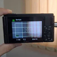 sony-zv1 camera و سه پایه و سافت باکس چتری|دوربین عکاسی و فیلم‌برداری|شیراز, بعثت|دیوار