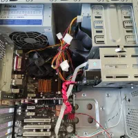 کامپیوتر ۶۳۰۰ با رم ۴ ddr2 هارد ۲۵۰ گرافیک ۱|رایانه رومیزی|چالوس, |دیوار