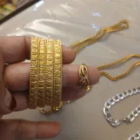 ۴ عدد النگو رنگ ثابت وغیره...