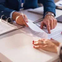 کارگزاری بورس