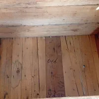 یخدان قدیمی|کلکسیون اشیاء عتیقه|سیرجان, |دیوار