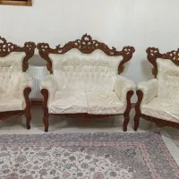 مبل تاجدار|مبلمان خانگی و میز عسلی|رشت, لاکان شهر|دیوار