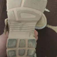 صندل کرمی بنددار|کیف، کفش، کمربند|ری, حمزه‌آباد|دیوار