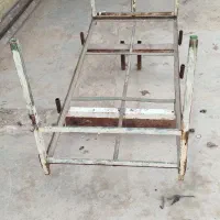 تخت یک نفره تمیز|تخت و سرویس خواب|دهدشت, |دیوار