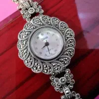 ساعت نقره خیلی زیبا