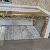 میز نهار خوری در حد نو