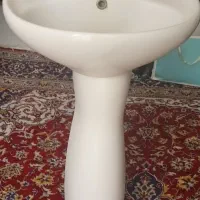 روشویی ومیز کوچک