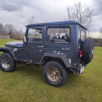 جیپ صحرا|خودرو کلاسیک|فومن, |دیوار