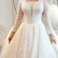 لباس عروس سایز ۴۲ کاملا نو
