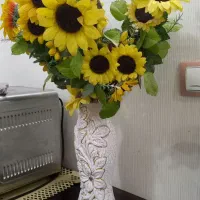 گل آفتاب گردون با گلدون|گل مصنوعی|خرم‌آباد, |دیوار