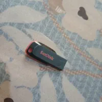 2 عدد فلش 16 گیگی sandisk