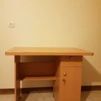 میز تحریر اداری چوبی