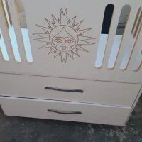 تخت کودک|تخت و صندلی بچه|لالی, |دیوار