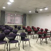 اجاره ی کلاس آموزشی|اجارهٔ کوتاه‌مدت دفتر کار و فضای آموزشی|قزوین, |دیوار