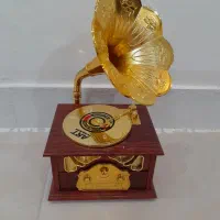 مجسمه و دکوری