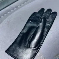 دستکش چرم زنانه